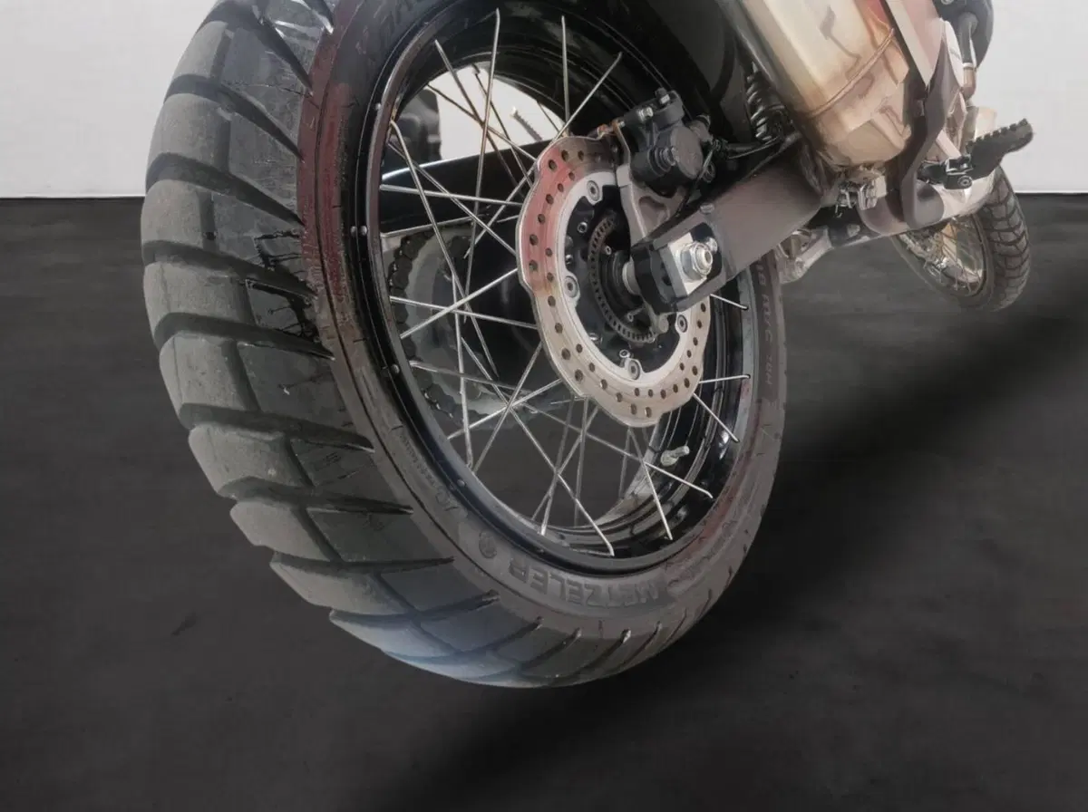 Honda Africa Twin CRF 1100L (2024 - 26) (7)