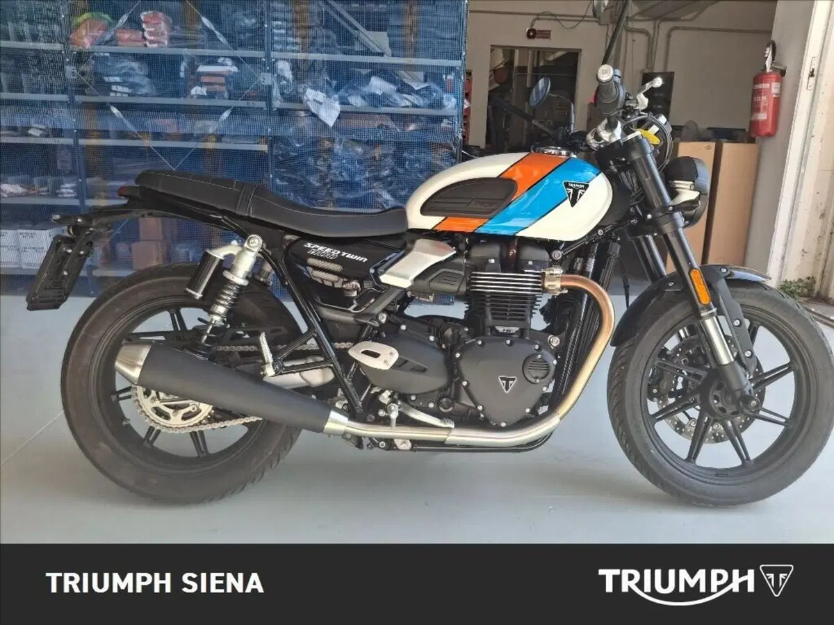 Triumph Speed Twin 900 (2025 - 26) (5)