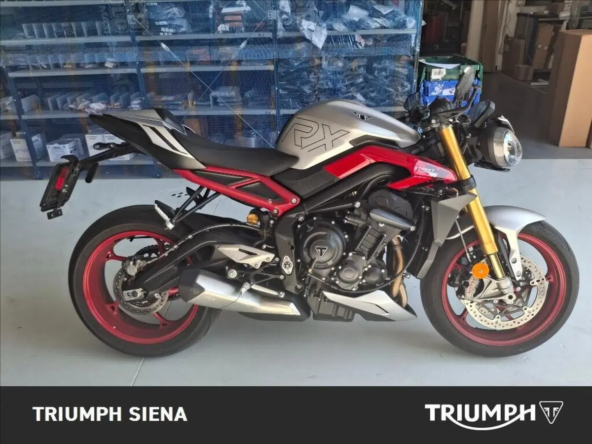 Triumph Street Triple 765 RX (2026) (5)