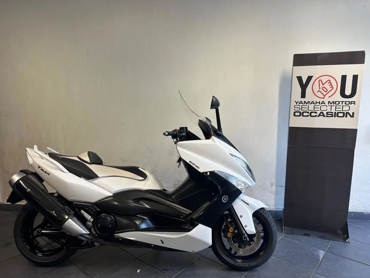 Yamaha T-Max 500 White Max (2010 - 11)