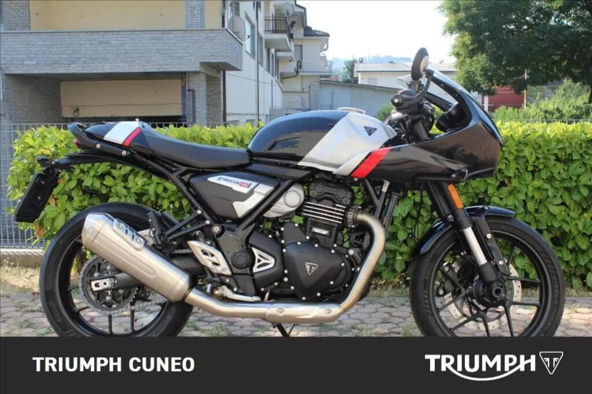 Triumph Thruxton 400 (2026)