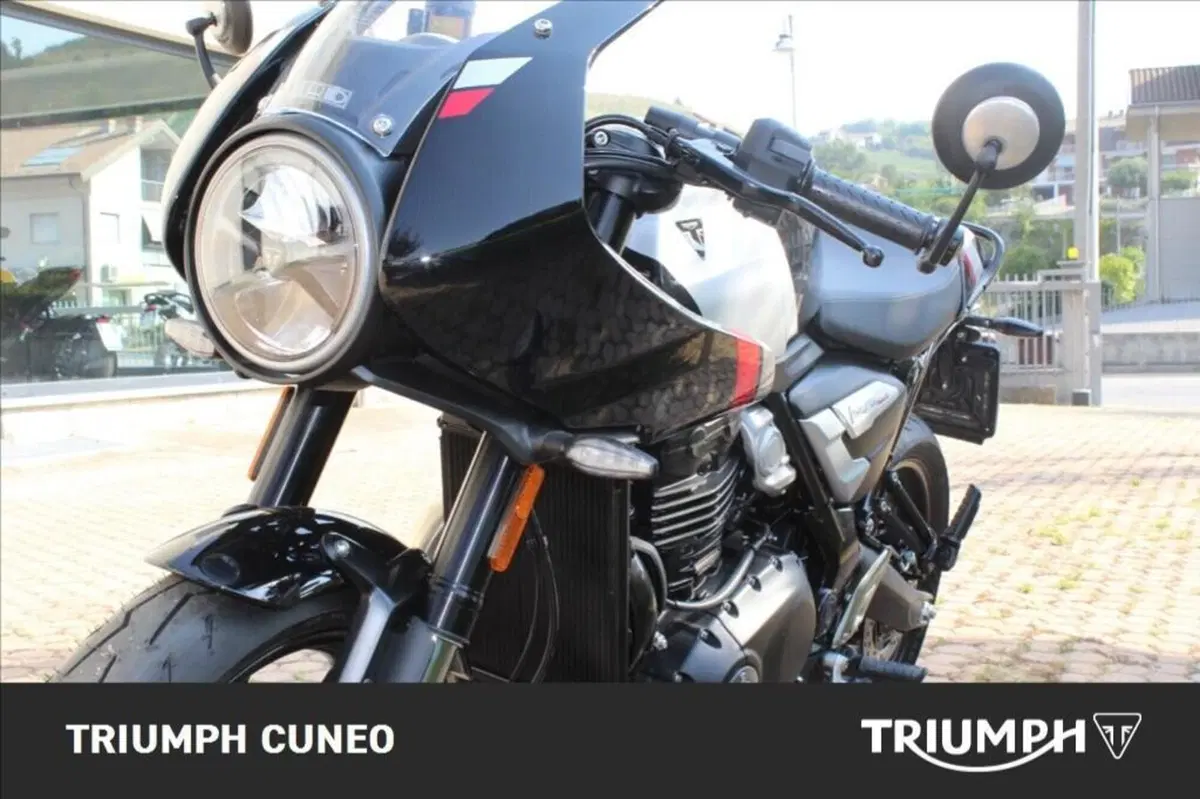 Triumph Thruxton 400 (2026) (7)
