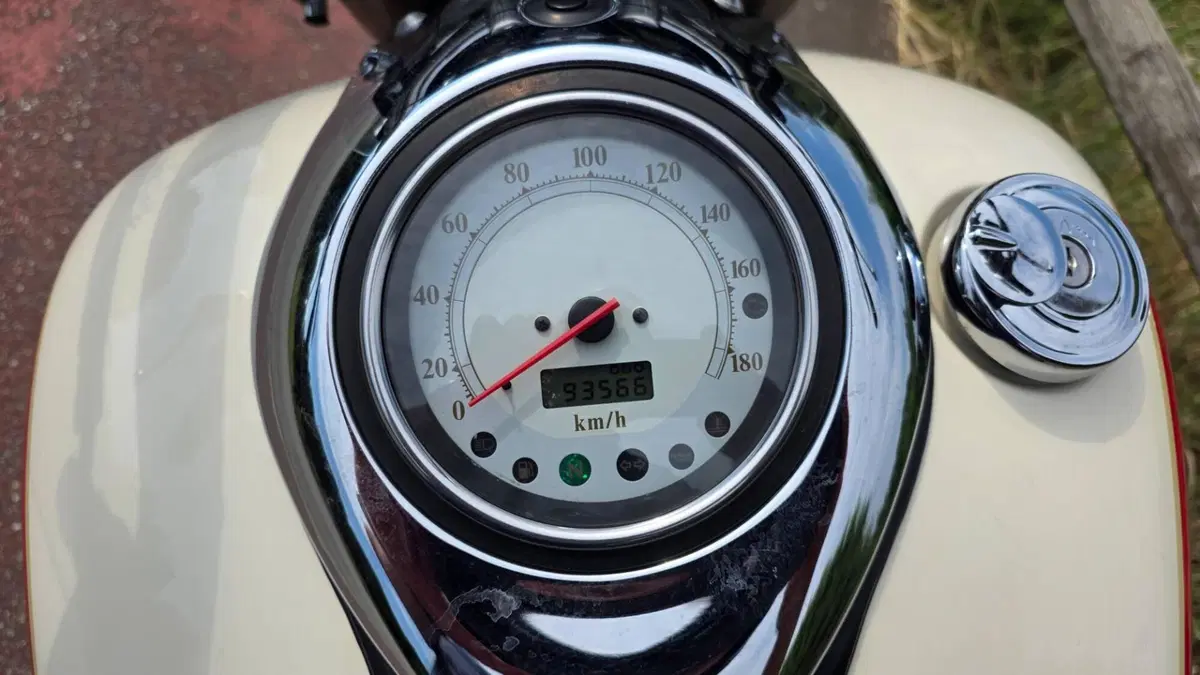 Yamaha XVZ 1300 TF Royal Star Venture (2000 - 02) (4)