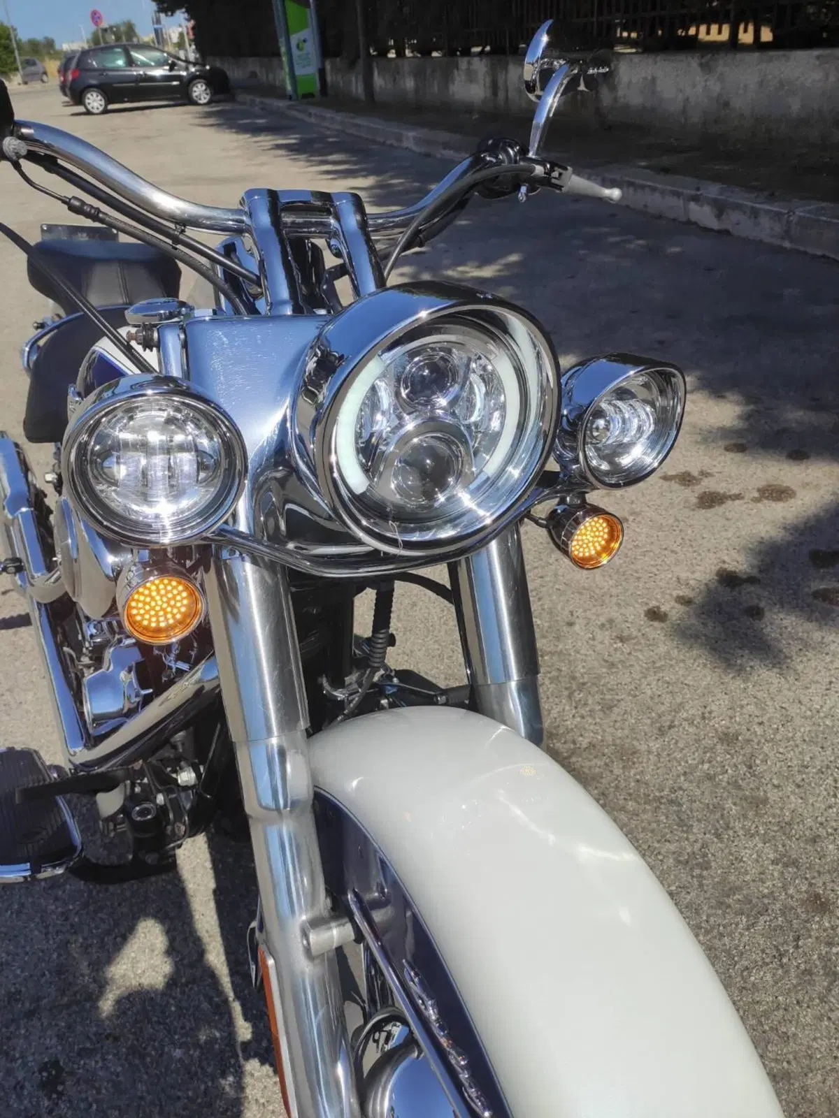 Harley-Davidson 1450 Deluxe (2005 - 06) - FLSTNI (3)
