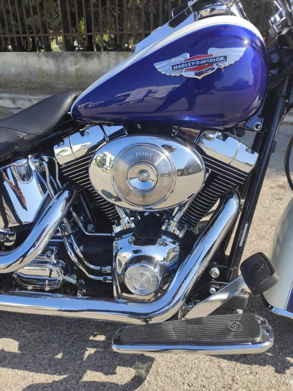 Harley-Davidson 1450 Deluxe (2005 - 06) - FLSTNI (4)