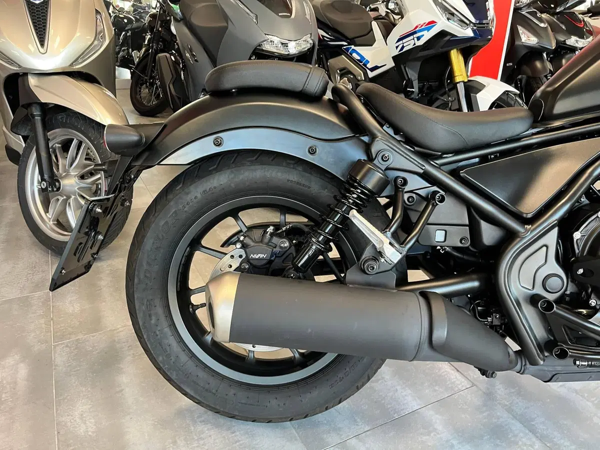 Honda CMX 500 Rebel (2025 - 26) (7)