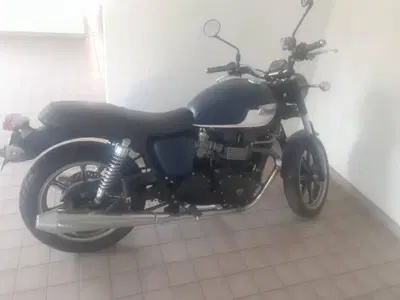 Triumph Bonneville SE (2009 - 13) usata