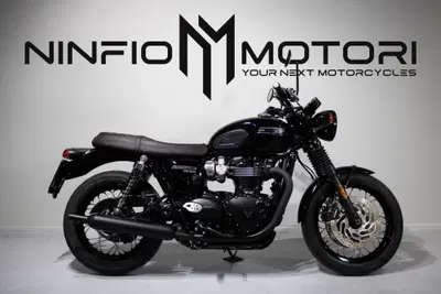 Triumph Bonneville T120 Black (2021 - 25) usata
