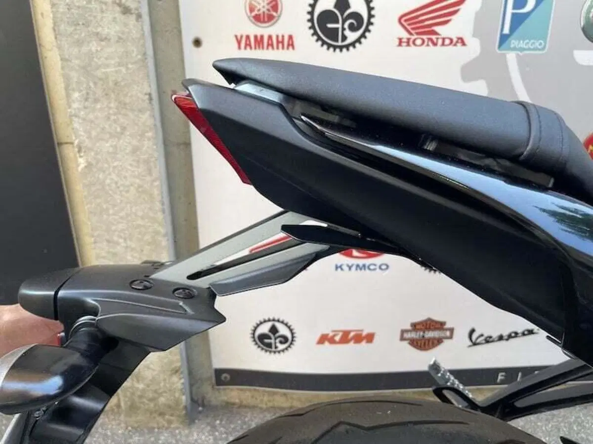 Yamaha MT-07 (2018 - 20) (4)
