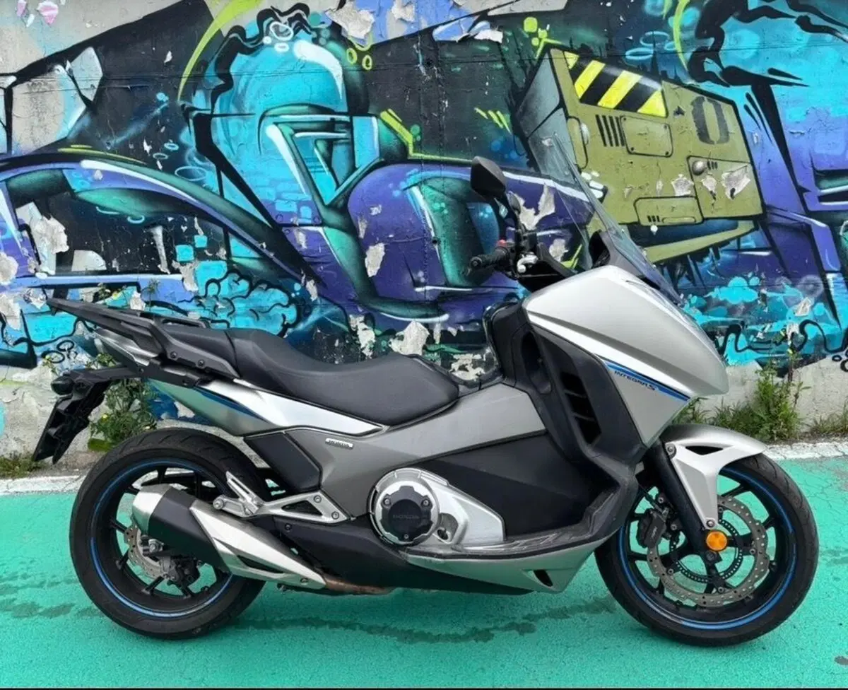 Honda Integra 750 DCT (2016 - 17) (3)