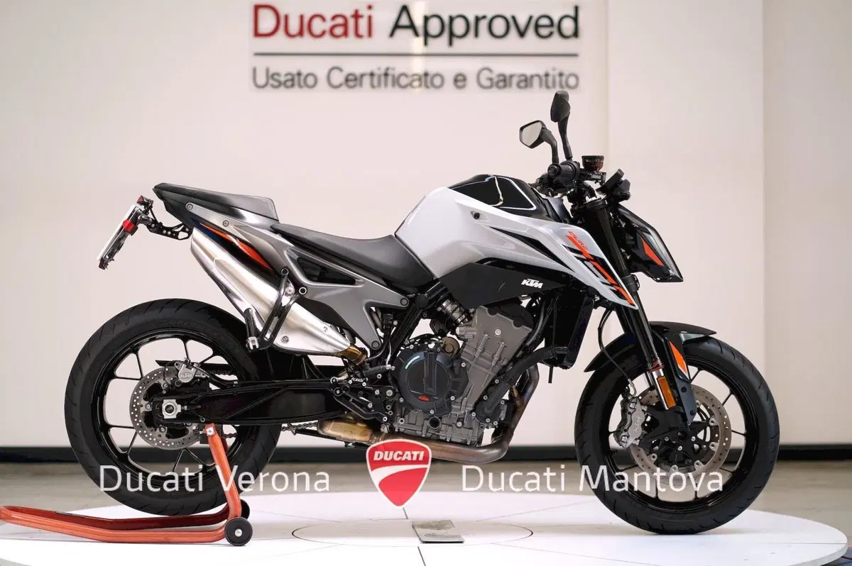 KTM 790 Duke L (2023 - 24)