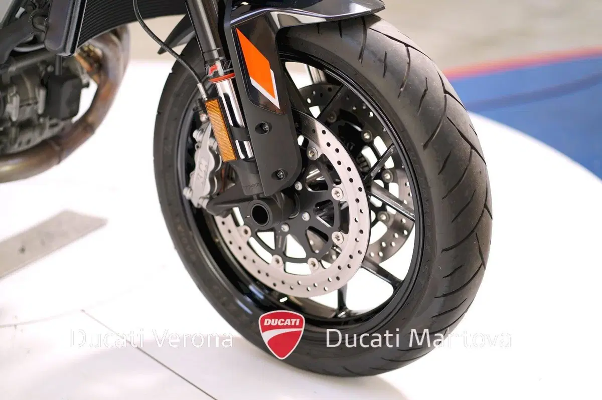 KTM 790 Duke L (2023 - 24) (9)