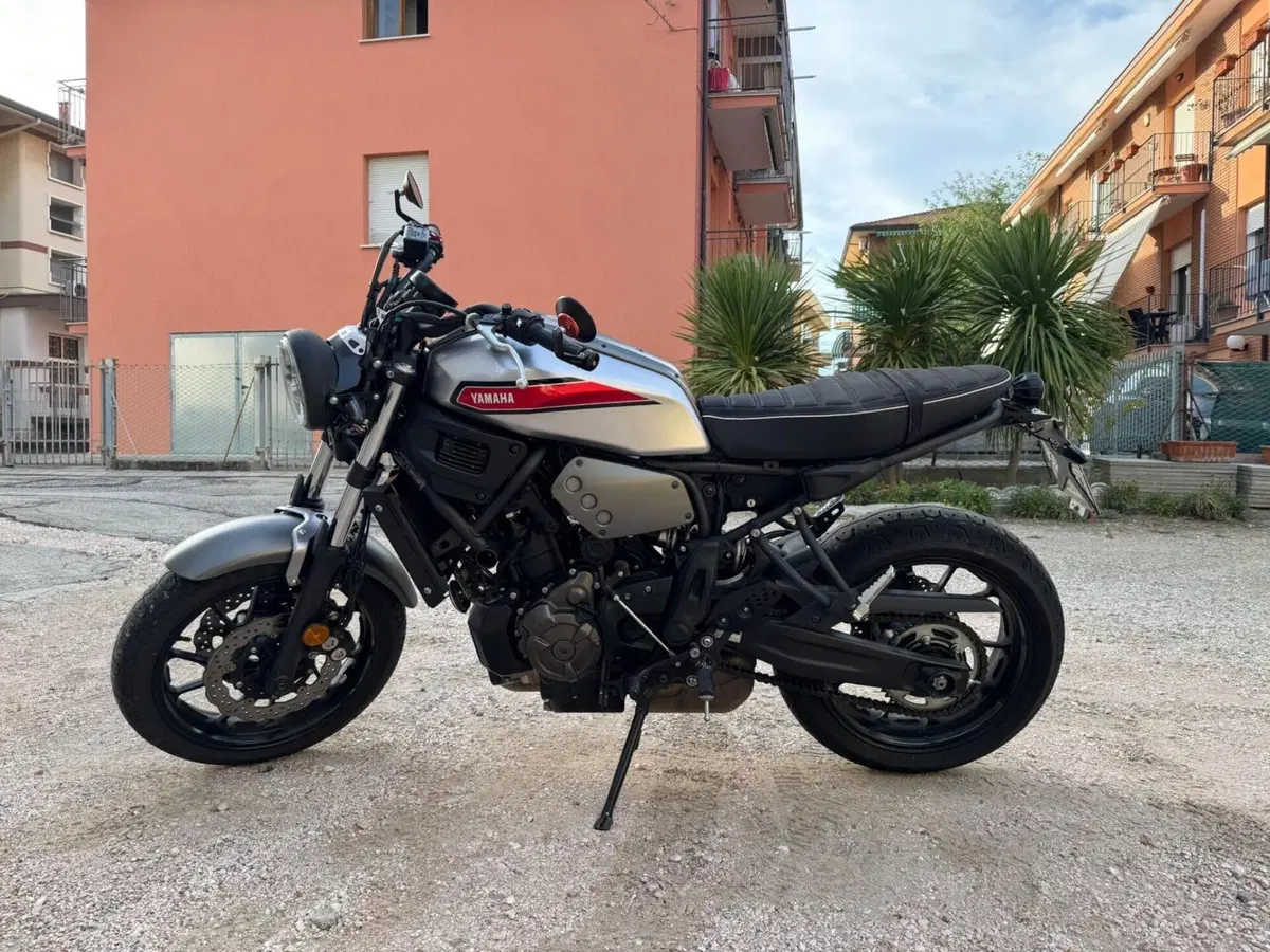 Yamaha XSR 700 XTribute (2019 - 20) (4)