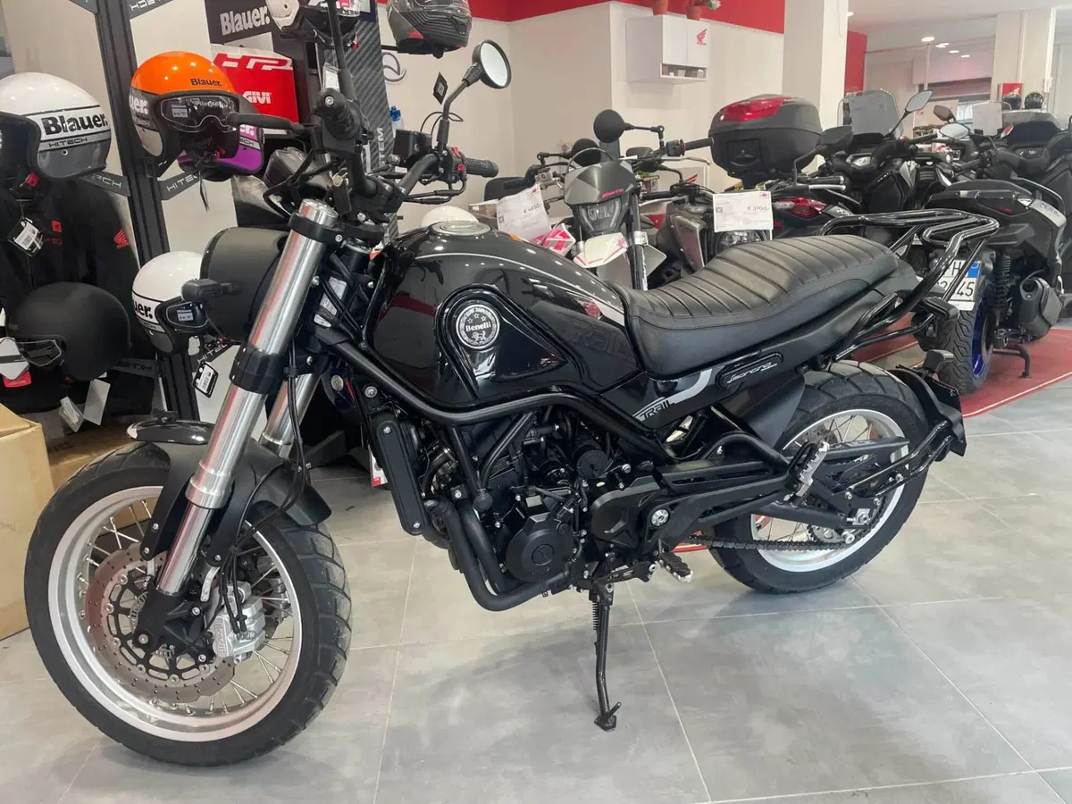 Benelli Leoncino 500 Trail (2021 - 26) (7)