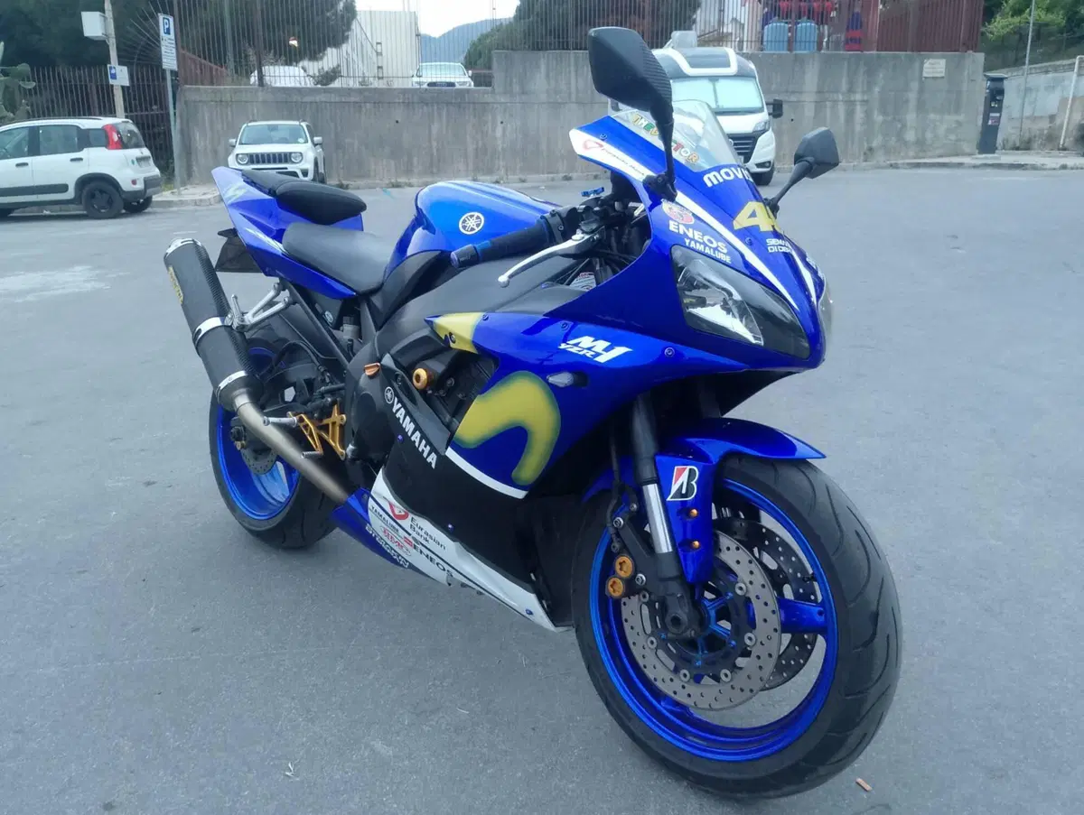 Yamaha YZF R1 (2002 - 03)