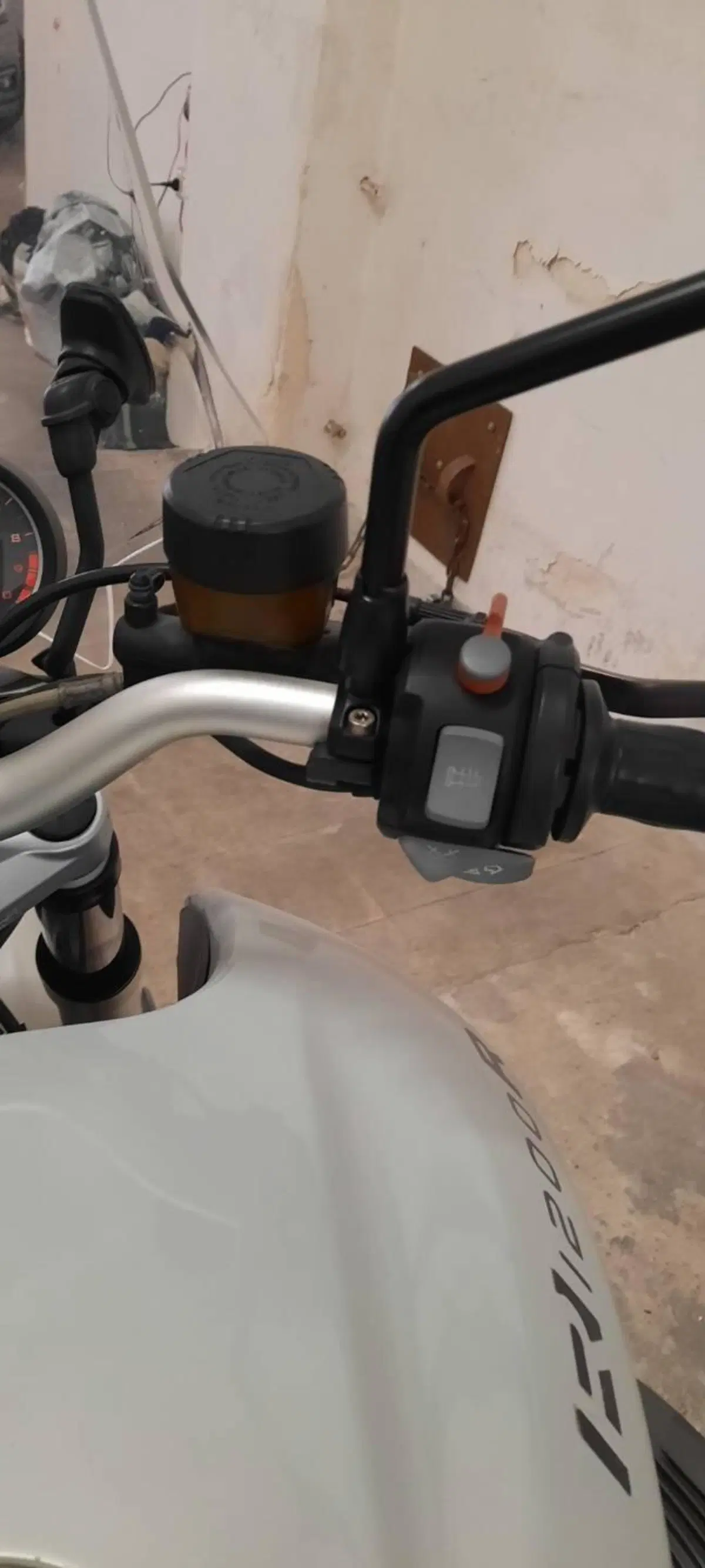 Bmw R 1200 R (2011 - 14) (10)