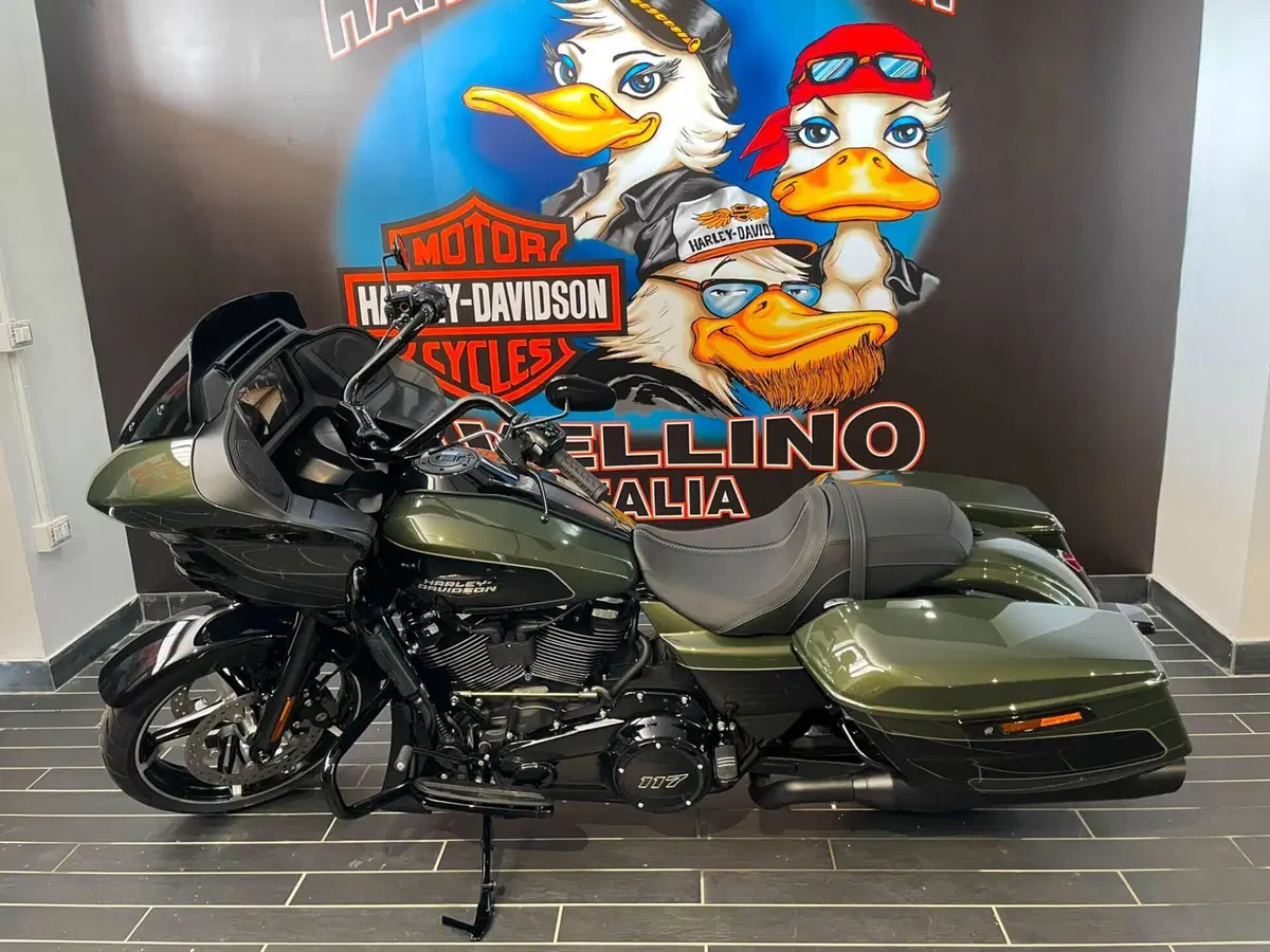 Harley-Davidson Road Glide (2024 - 26)