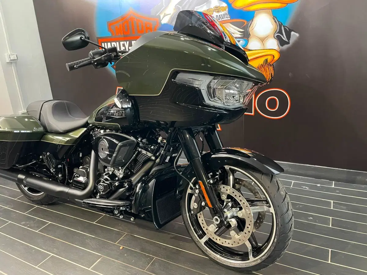 Harley-Davidson Road Glide (2024 - 26) (8)