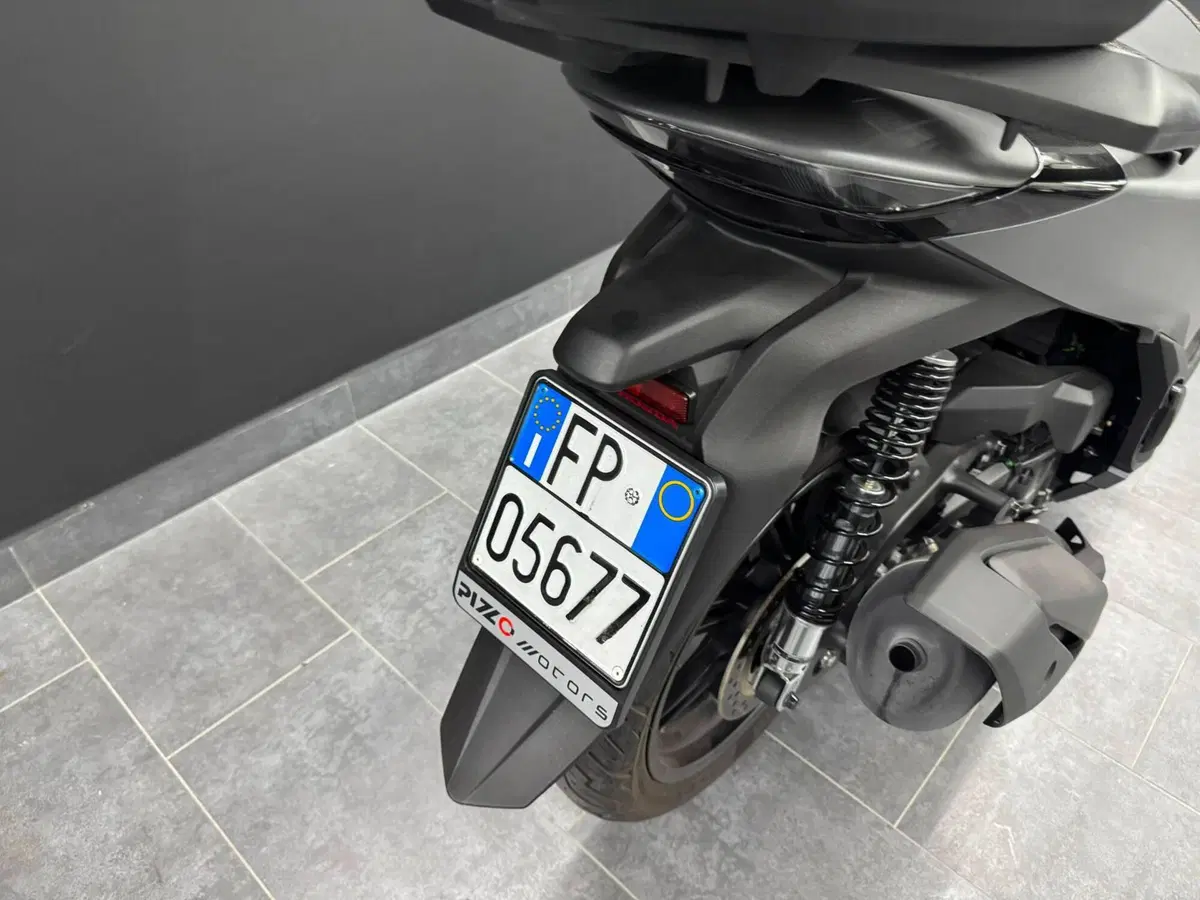 Honda SH 350i Sport (2025 - 26) (7)