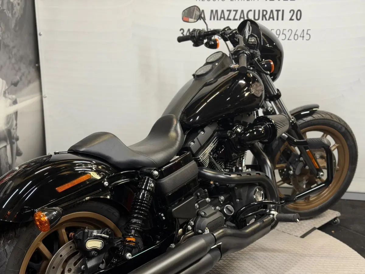 Harley-Davidson 1800 Low Rider S (2016 - 17) - FXDLS (13)