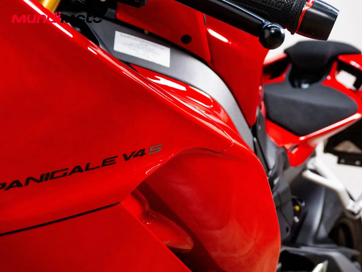 Ducati Panigale V4 S (2025 - 26) (23)