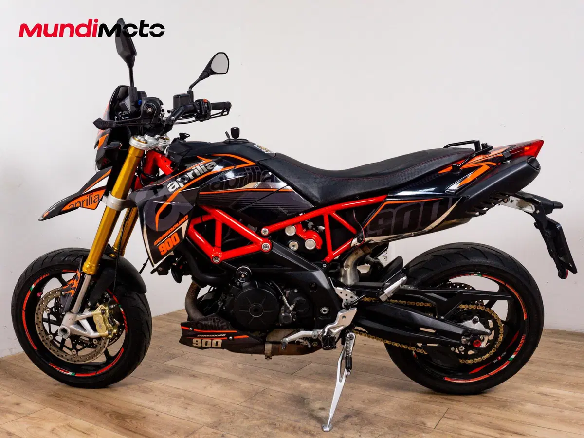 Aprilia Dorsoduro 900 (2017 - 20) (6)
