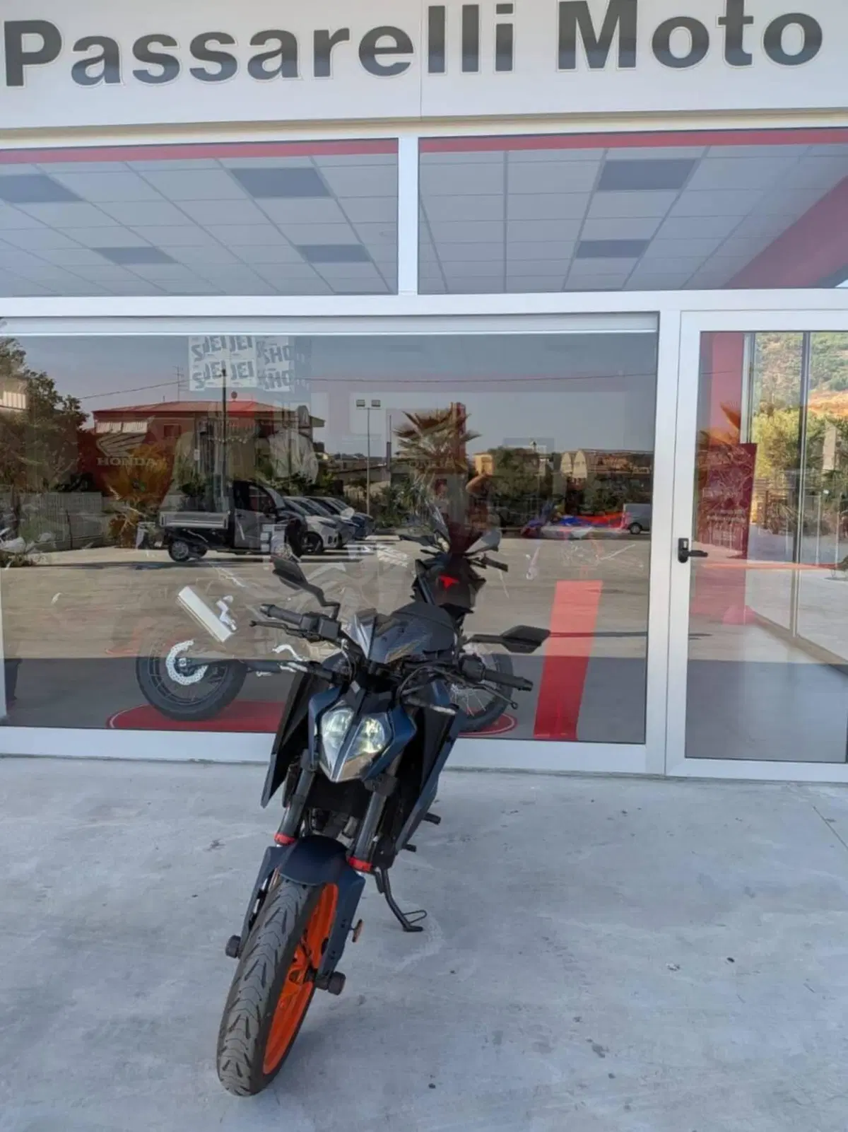 KTM 125 Duke (2024 - 25) (2)