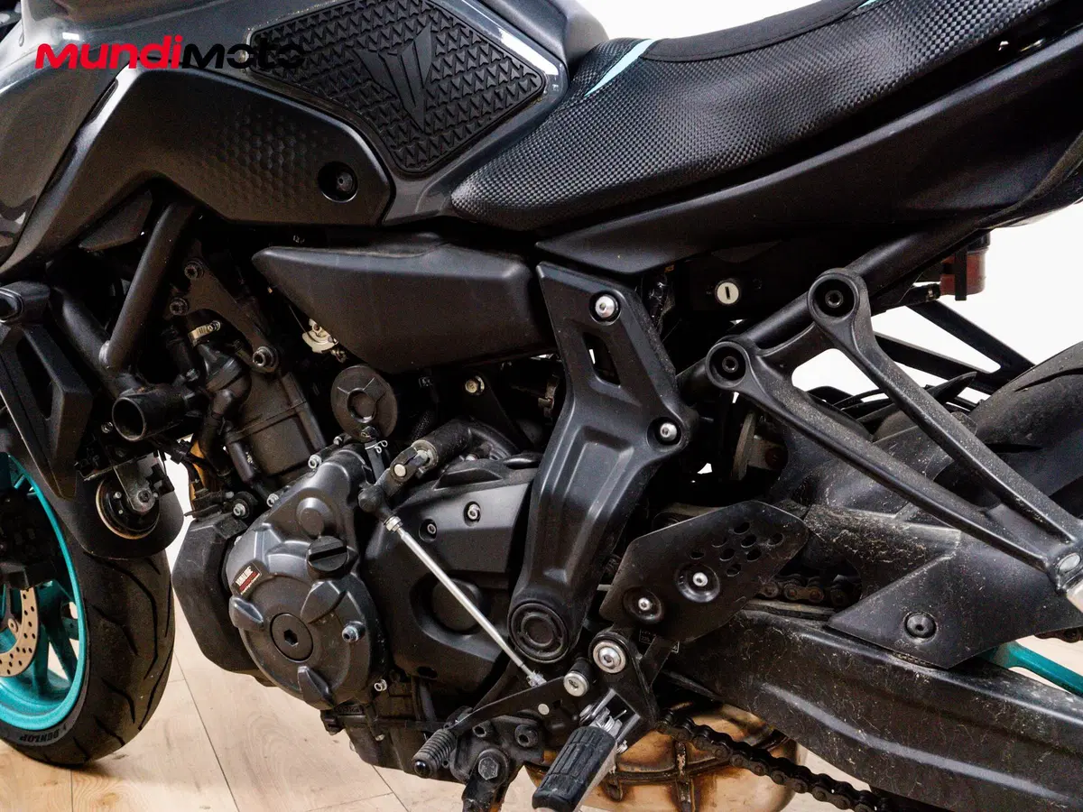 Yamaha MT-07 (2014 - 16) (10)
