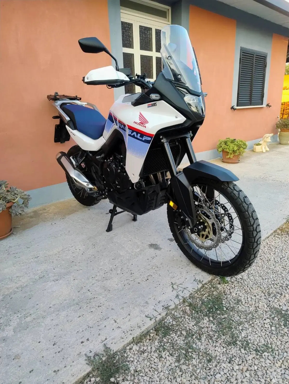 Honda Transalp XL750 Easy Travel (2023 - 24) (3)