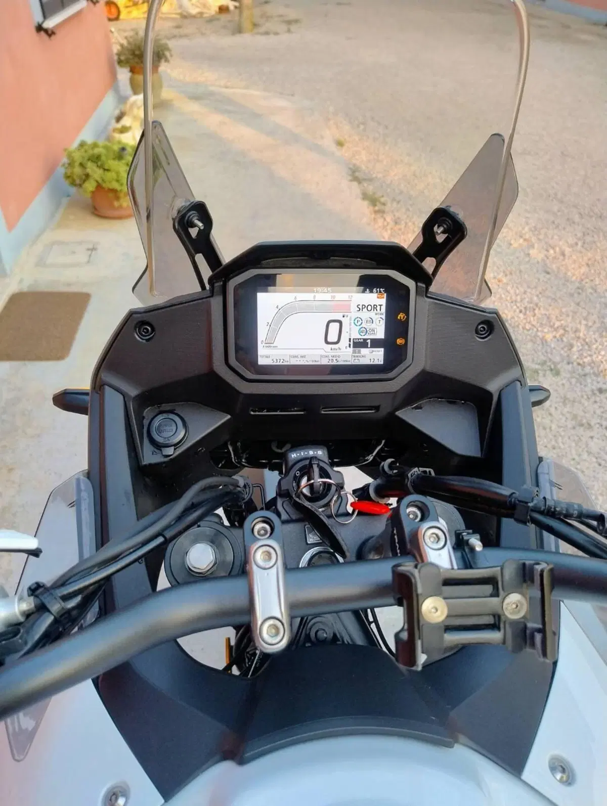 Honda Transalp XL750 Easy Travel (2023 - 24) (4)