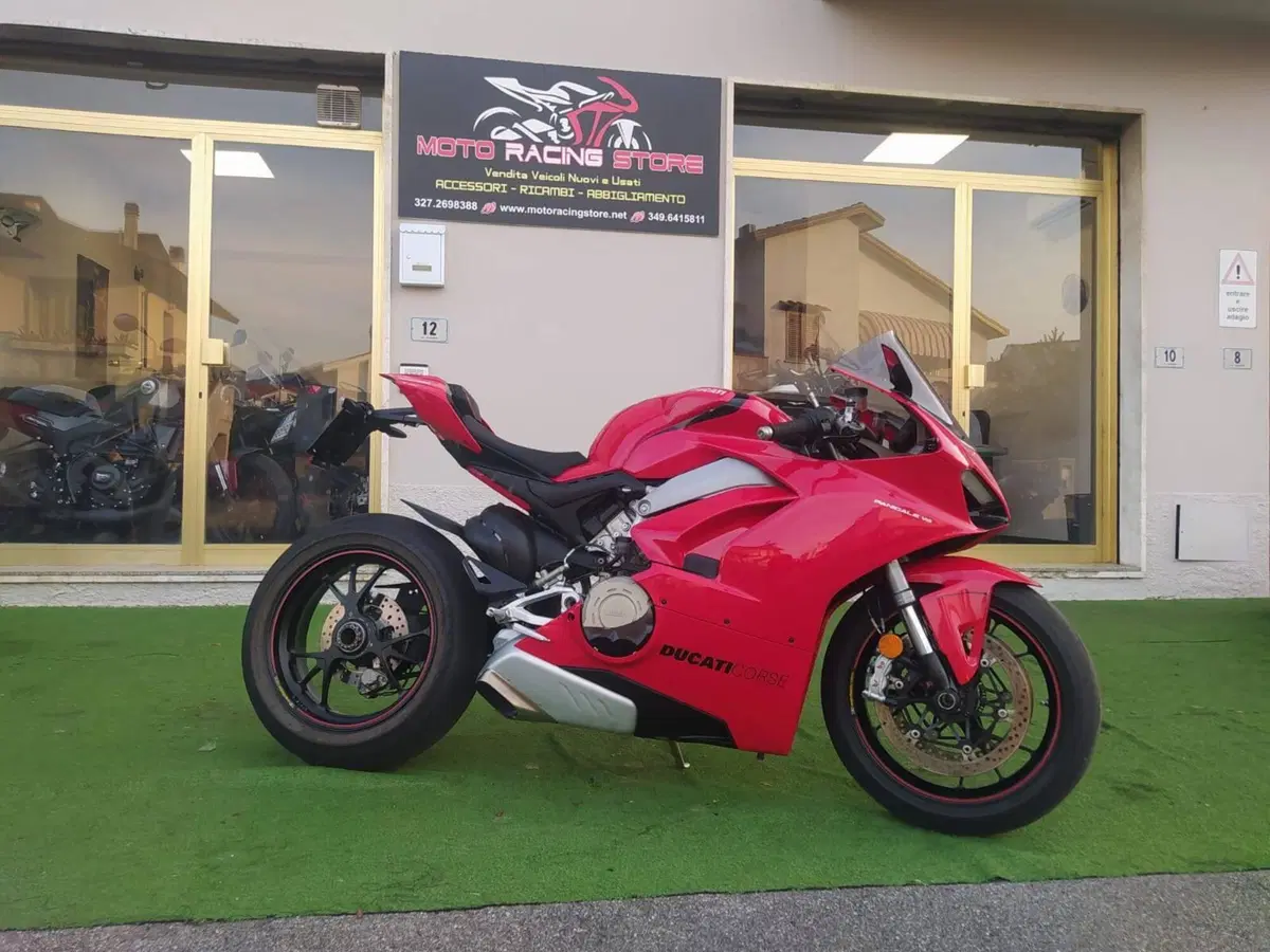Ducati Panigale V4 1100 (2020) (2)
