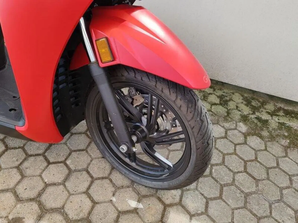Honda SH 350 Sport (2021 - 24) (11)