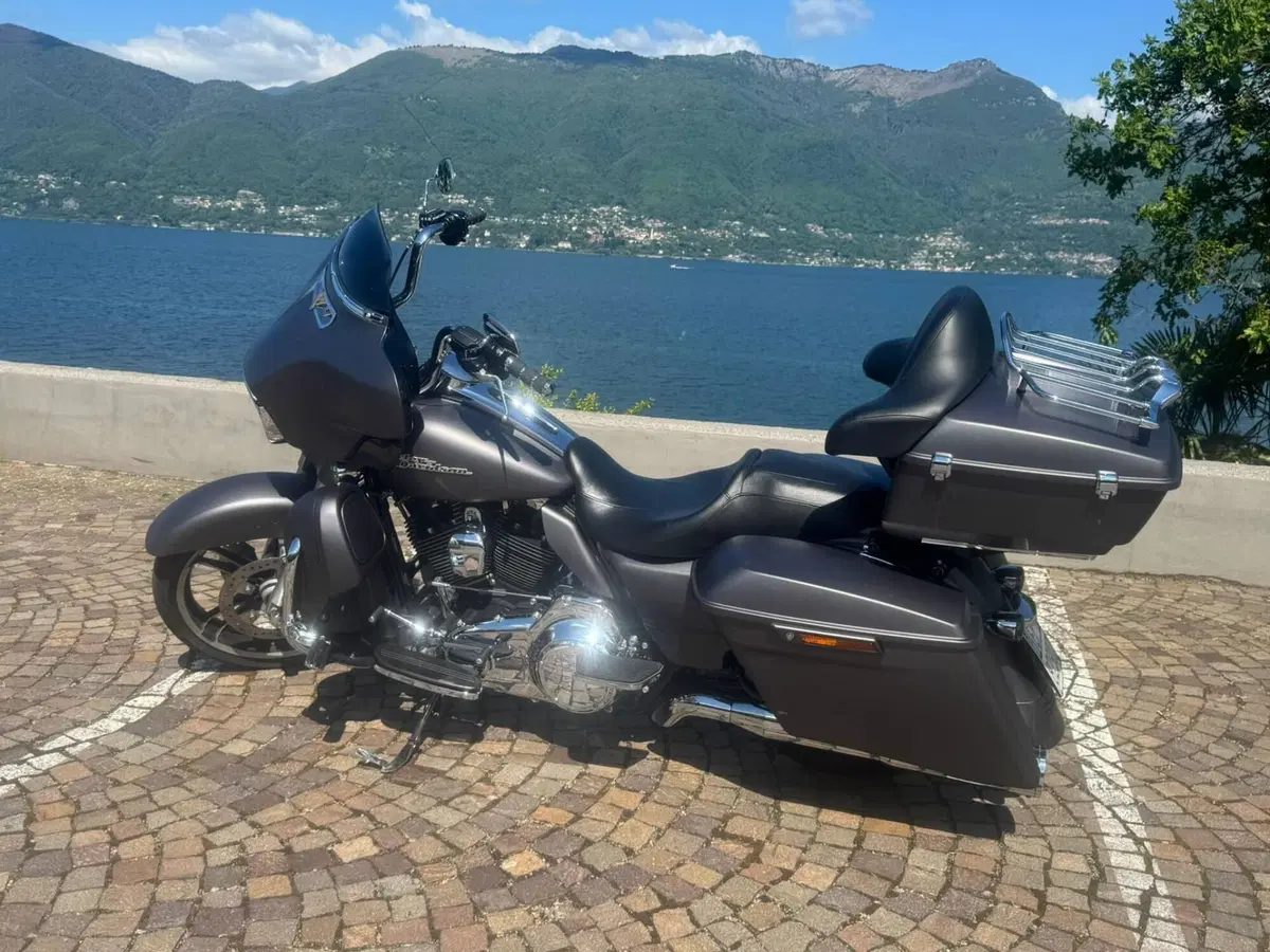 Harley-Davidson 1690 Street Glide Special (2014 - 16) - FLHX