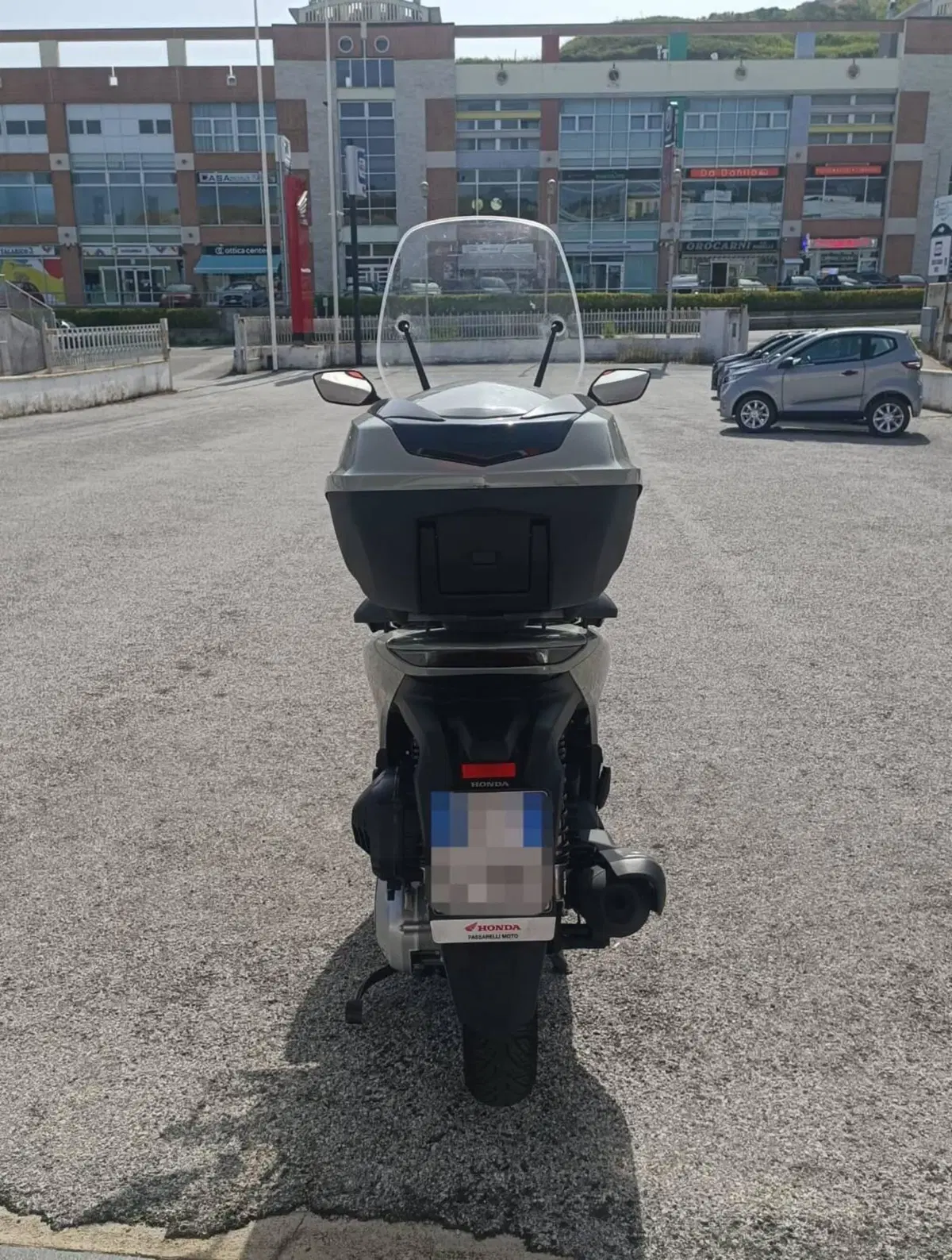 Honda SH 150i (2024 - 25) (3)