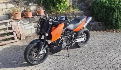 KTM 990 LC8 SuperDuke d'epoca
