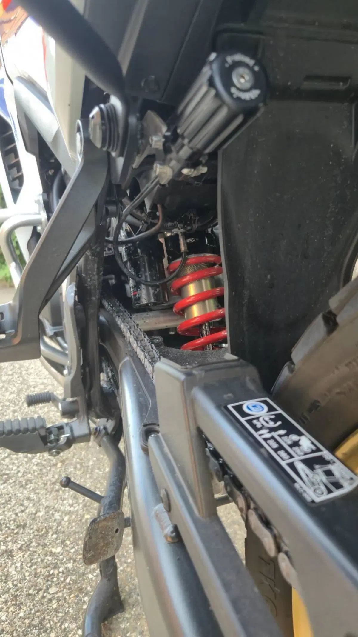 Honda Transalp XL750 (2023 - 24) (4)