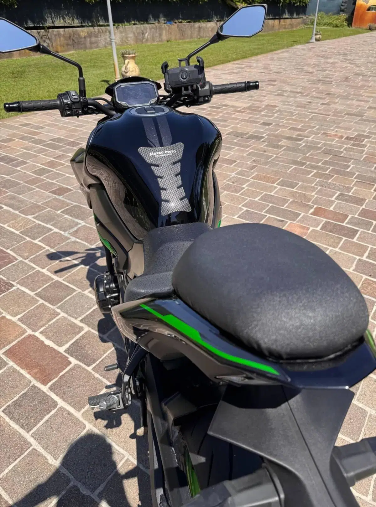 Kawasaki Z 900 (2021 - 24) (7)