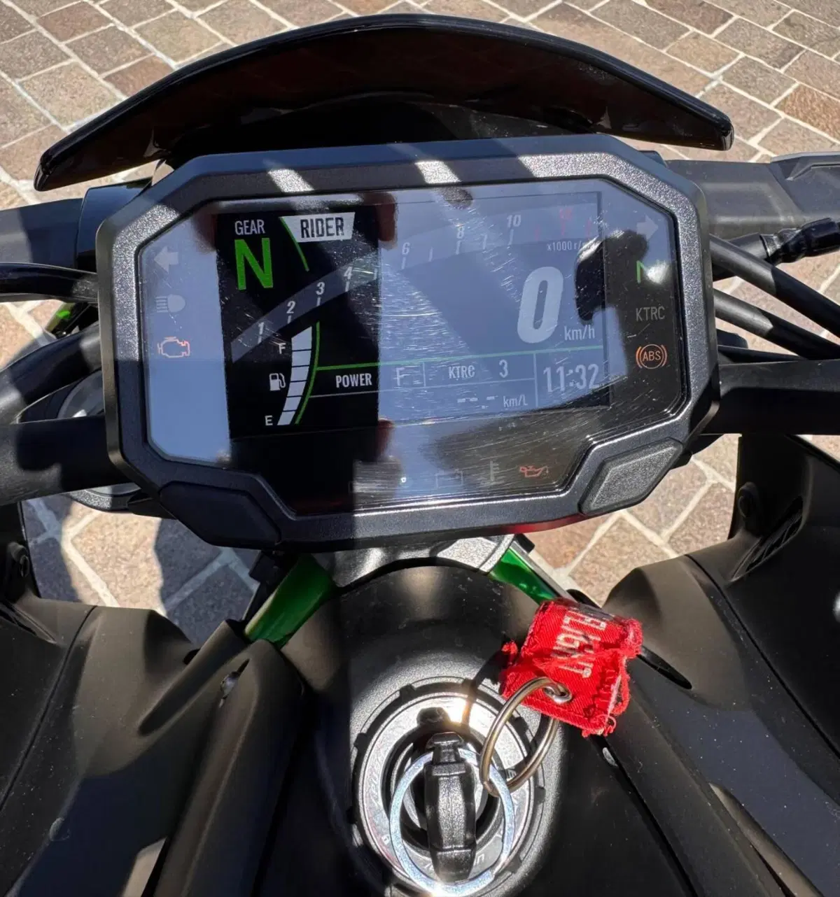Kawasaki Z 900 (2021 - 24) (8)