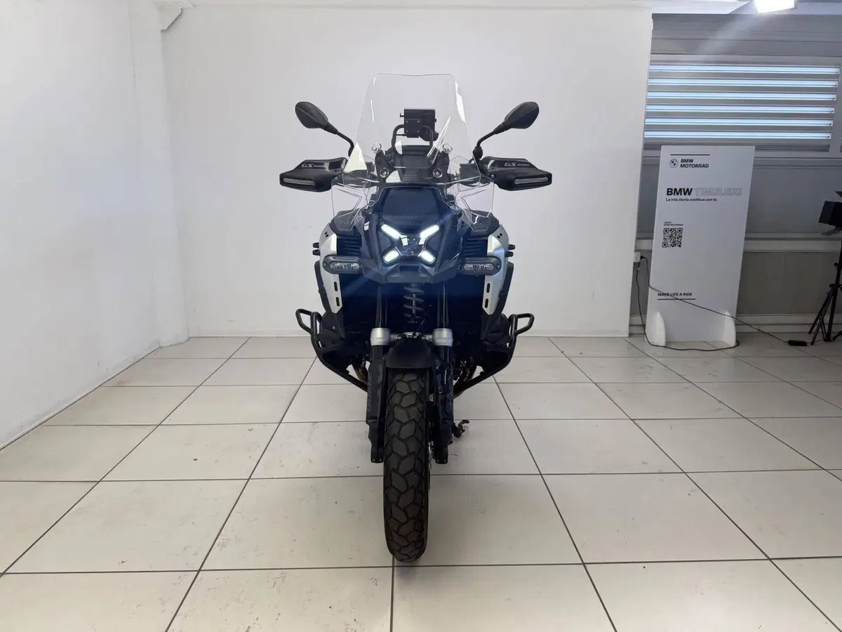 Bmw R 1300 GS Adventure Triple Black (2025 - 26) (3)