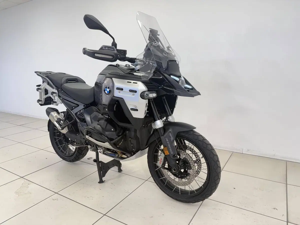 Bmw R 1300 GS Adventure Triple Black (2025 - 26) (4)