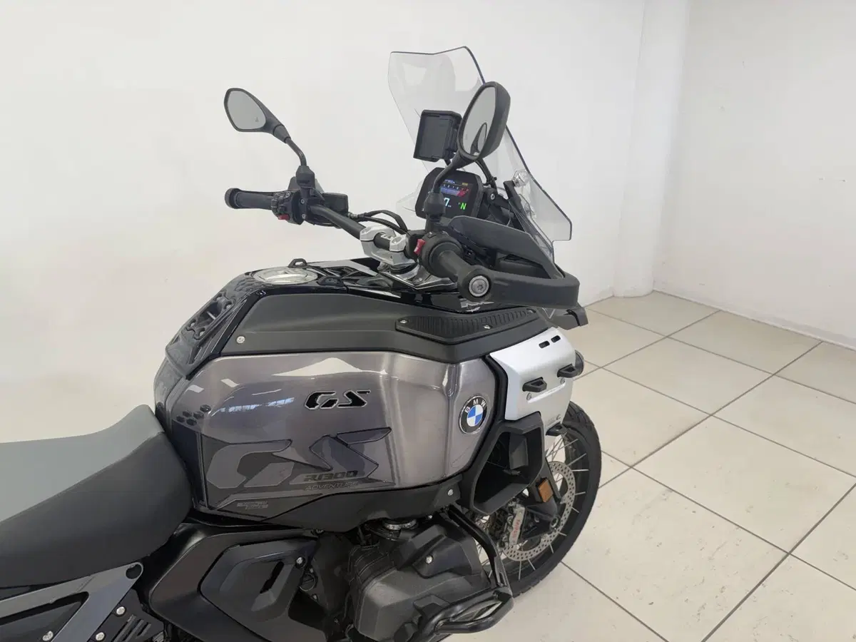 Bmw R 1300 GS Adventure Triple Black (2025 - 26) (8)