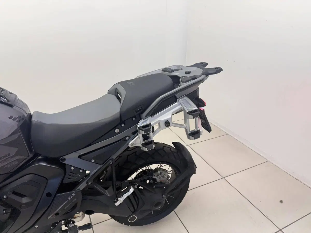 Bmw R 1300 GS Adventure Triple Black (2025 - 26) (9)