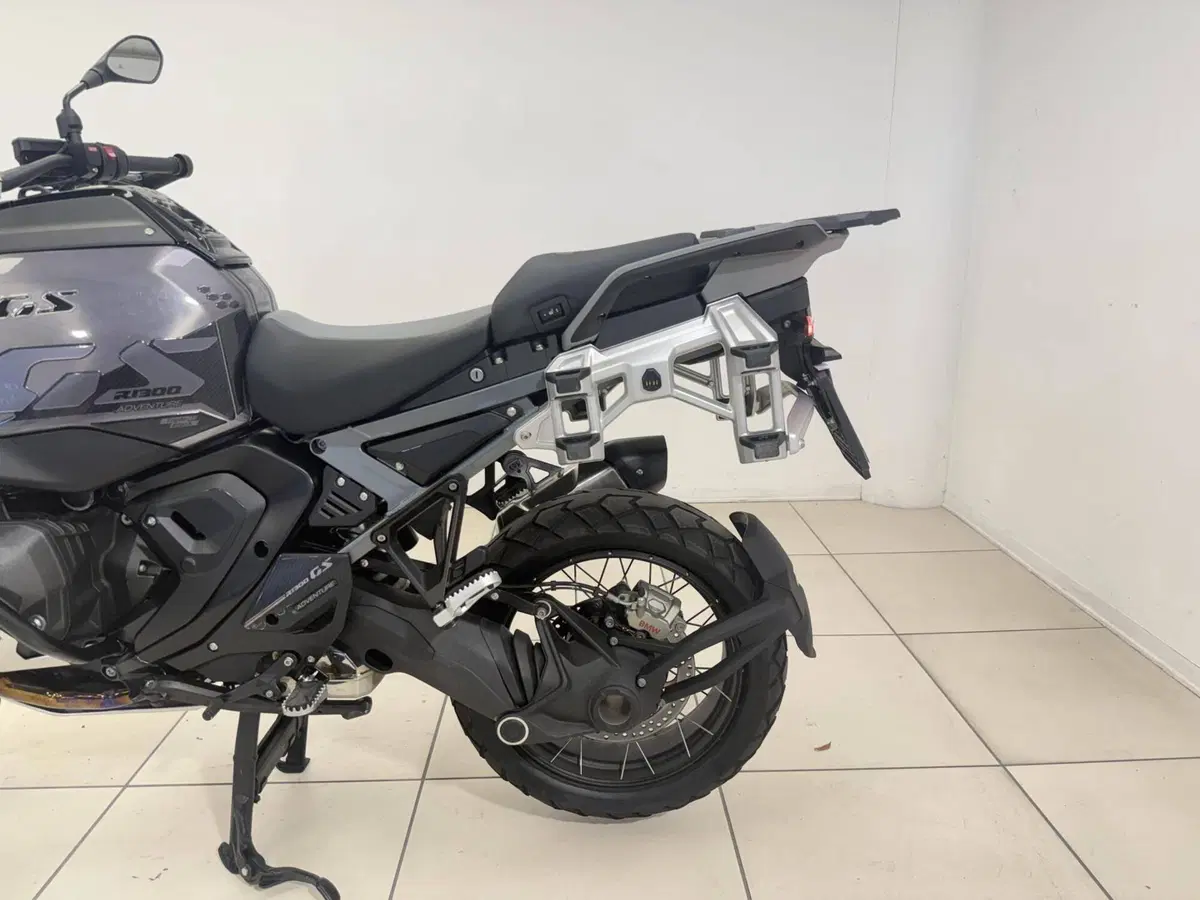 Bmw R 1300 GS Adventure Triple Black (2025 - 26) (14)