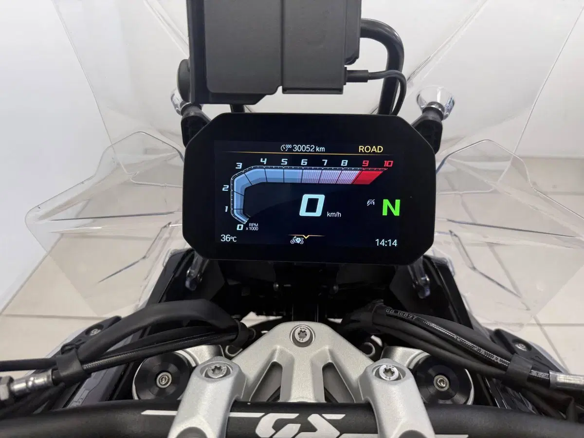 Bmw R 1300 GS Adventure Triple Black (2025 - 26) (15)