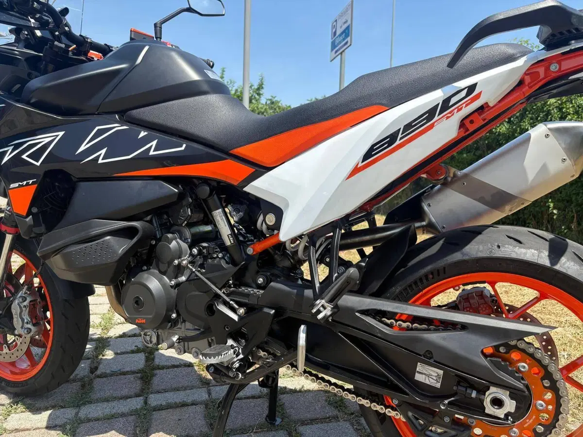 KTM 890 SMT (2023 - 25) (4)