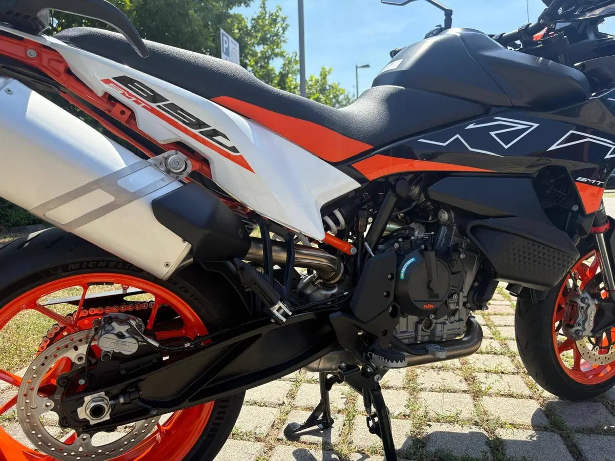 KTM 890 SMT (2023 - 25) (8)