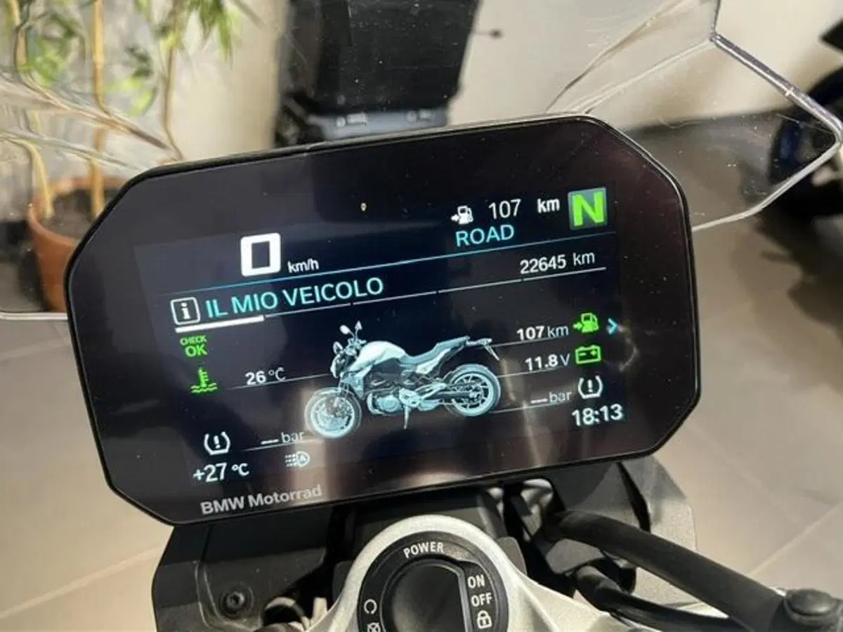 Bmw F 900 R (2021 - 24) (3)