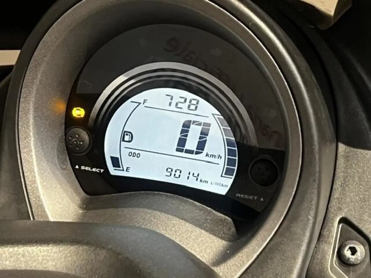 Yamaha N-Max 155 (2017 - 20) (3)