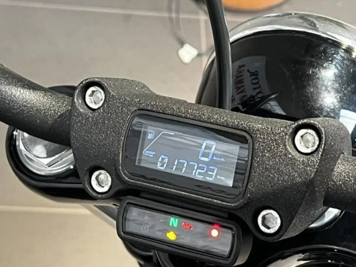 Harley-Davidson 107 Street Bob (2018 - 20) - FXBB (3)