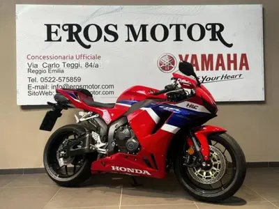 Honda CBR 600 RR (2024 - 26) usata